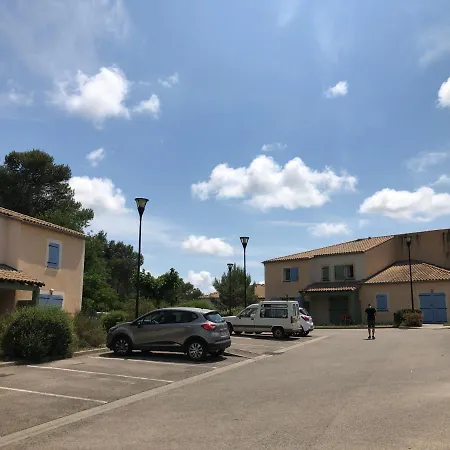 Mas Les Cigales 3 Etoiles Apartment *